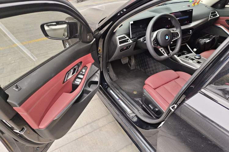 Used BMW 3 Series 2025 330Li M Sport Shadowline Package
