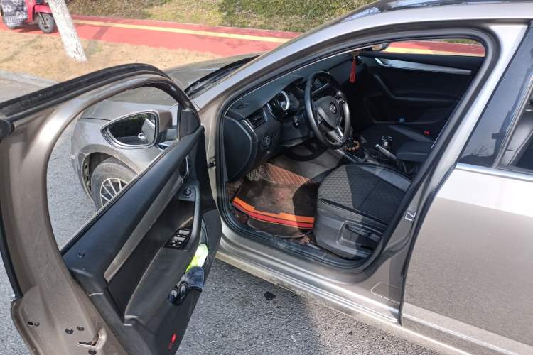 Used Skoda Octavia 2018 TSI230 DSG Luxury Edition