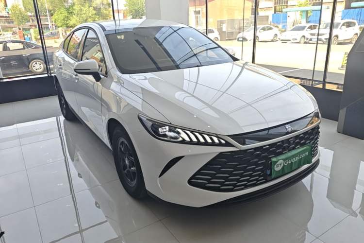 Used BYD Qin PLUS 2025 DM-i Smart Drive 55KM Leading Model
