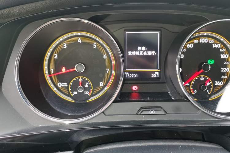 Used Volkswagen Tiguan L 2020 330TSI Automatic Two-Wheel Drive Panoramic Comfort Edition China VI Standard Odometer Close Up