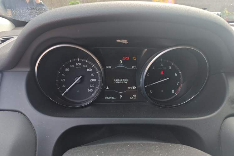 Used Land Rover Discovery Sport 2016 2.0T HSE Instrument Cluster