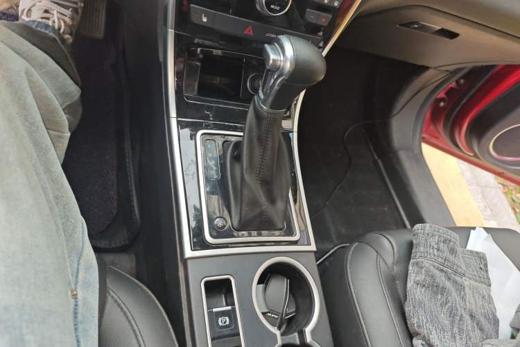 Used Haval H2 2015 1.5T Automatic Two-Wheel Drive Prestige Edition