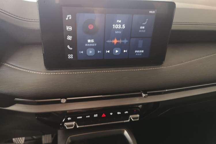 Used Wuling Jiachen 2022 1.5T Manual Light Enjoyment Dynamic Version
