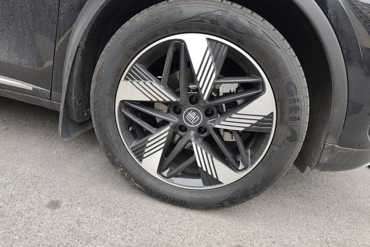 Used BYD Tang New Energy 2024 DM-i Glory Edition 112KM Prestige Model