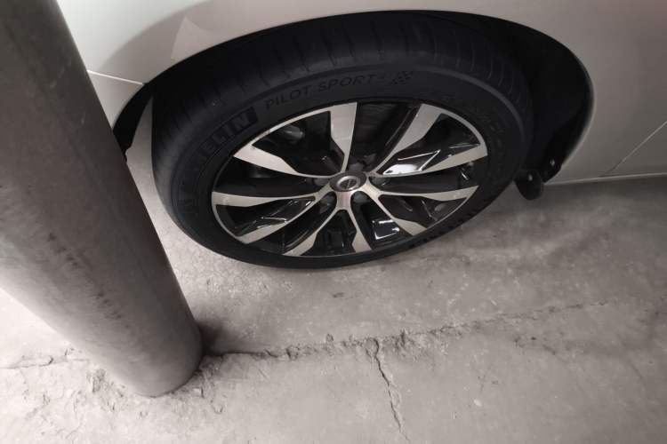 Used Volvo S60 2019 S60L T3 Intelligent Upgrade Edition Left Front Wheel Hub