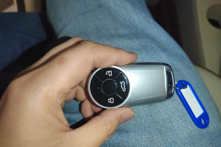 Used ORA Good Cat 2025 Model, 430 km Prestige Version
