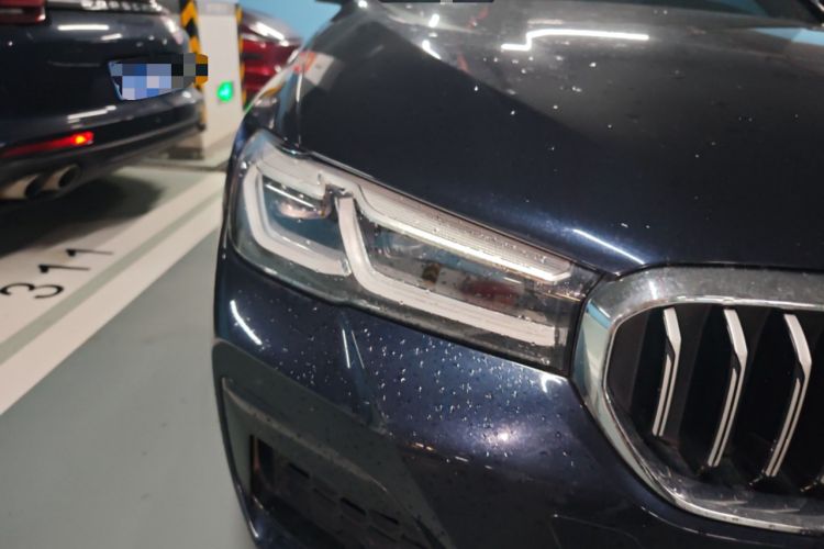 Used BMW 5 Series New Energy 2021 535Le Pioneer Edition M Sport Package Right Front Headlight