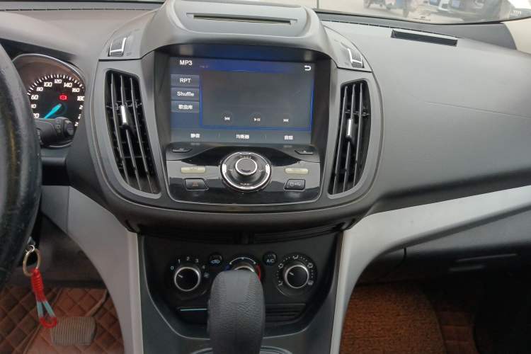 Used Ford Kuga 2013 1.6L GTDi Two-Wheel-Drive Comfort Model