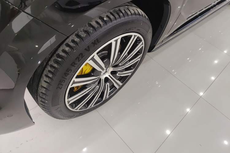 Used Denza N9 2025 Prestige Version