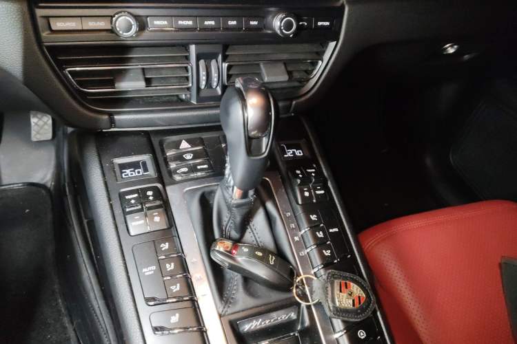 Used Porsche Macan 2018 Macan 2.0T