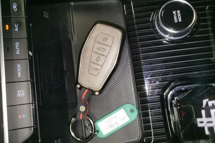 Used Geely Auto Monjaro L 2024 2.0TD High-Power Automatic Two-Wheel Drive Yunqi Version