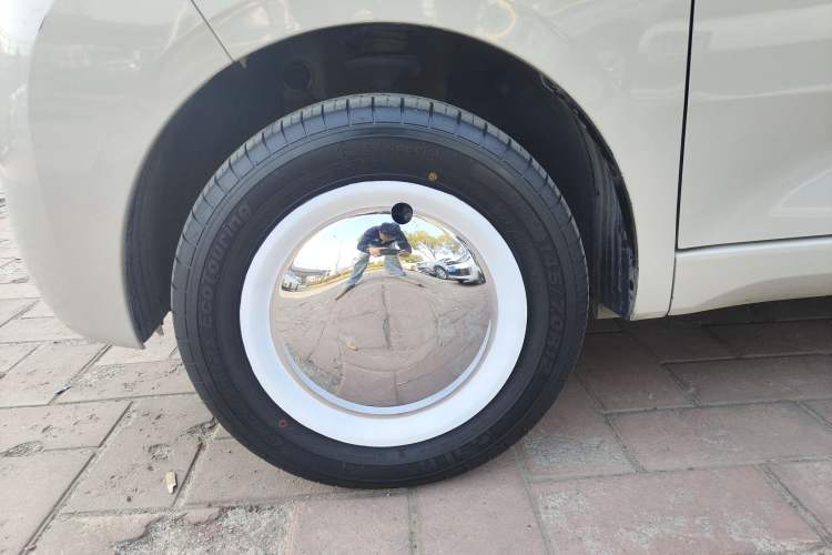 Used Wuling Hongguang MINIEV 2024 3rd Generation 215km Advanced Version
