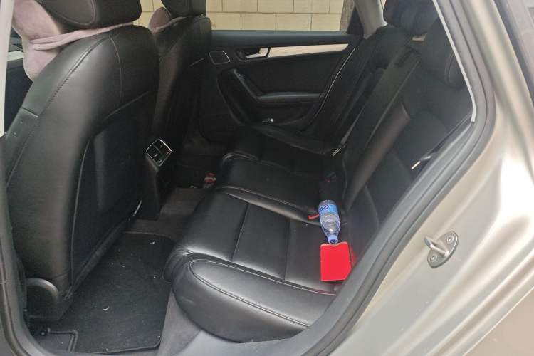 Used Audi A4L 2016 35 TFSI Collector's Edition Automatic Standard Model
