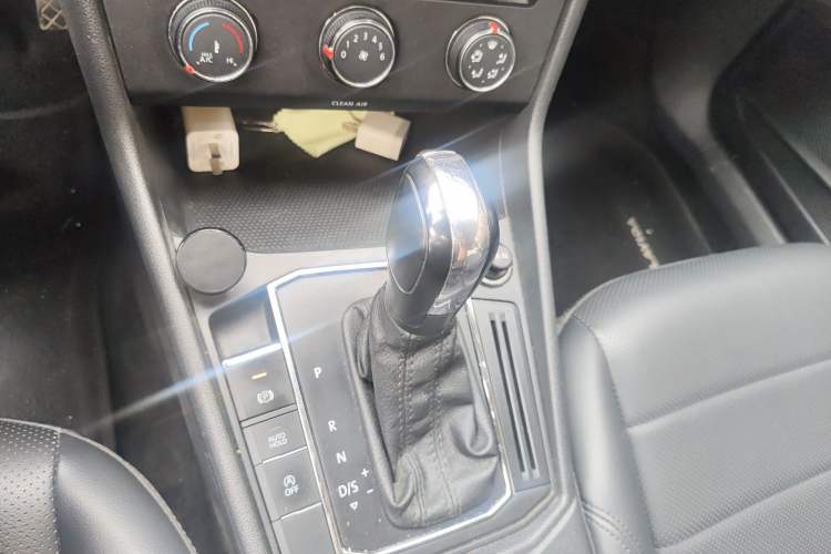 Used Volkswagen Lavida 2019 1.5L Automatic Comfort Edition China VI Standard