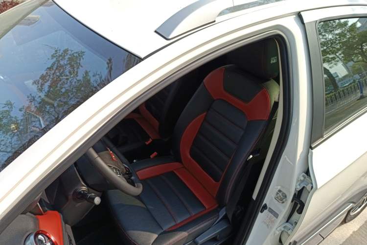 Used Haval H1 2015 1.5L AMT Luxury Model
