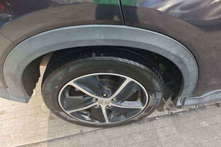 Used Honda Vezel 2020 1.5L CVT Pioneer Edition