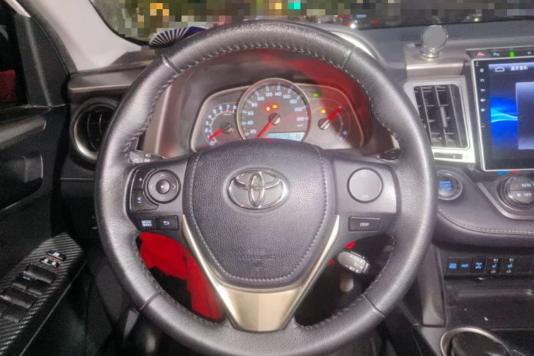 Used Toyota RAV4 2015 2.5L Automatic 4x4 Elite Edition
