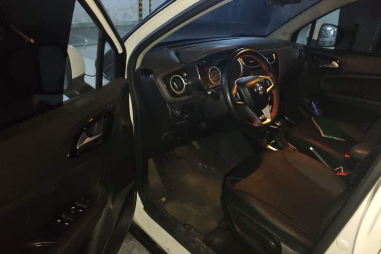 Used Brilliance V3 2016 1.5L Automatic Elite Model