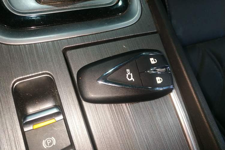 Used CHANGAN Ruicheng CC 2022 Blue Whale Edition 1.5T DCT Luxury Model Vehicle Key