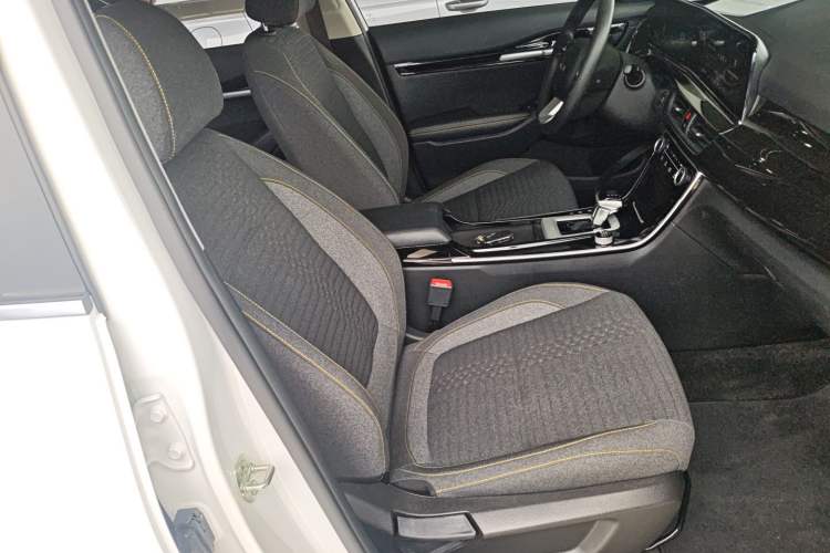 Used Kia Seltos 2023 1.5L CVT Comfort Edition