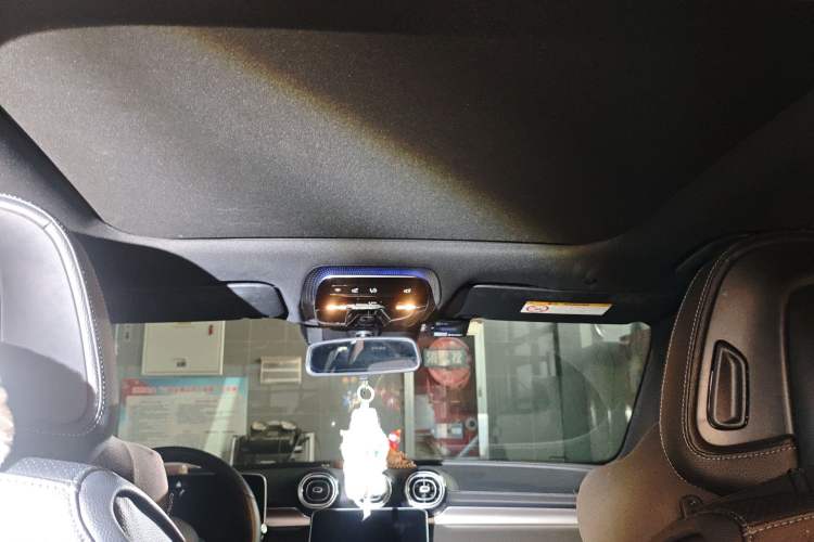 Used Mercedes-Benz C-Class 2022 Restyled C 260 L Sport Edition Headliner