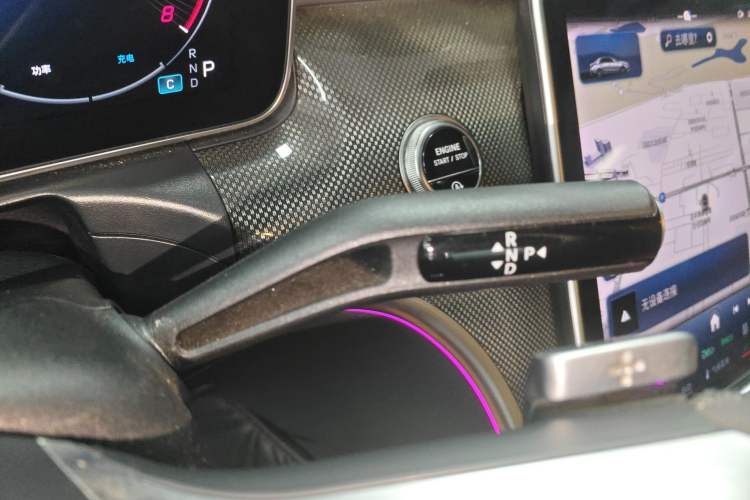 Used Mercedes-Benz C-Class 2023 C 260 L Sport Edition Gear Lever