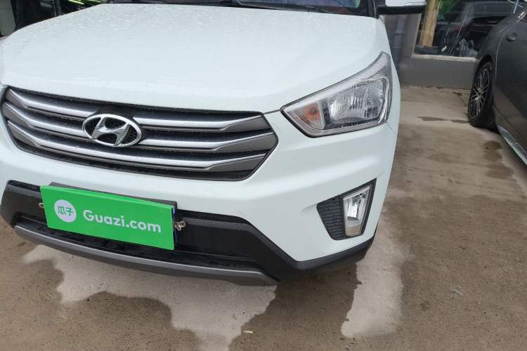 Used Hyundai ix25 2015 1.6L Automatic Two-Wheel Drive Smart GLS Trim Left Front Headlight