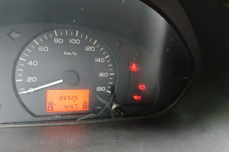 Used Wuling Rongguang 2019 1.5L Extended-Body Van Base Model with 2 Seats Instrument Cluster