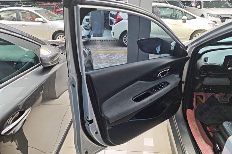 Used GAC Trumpchi EMPOW 2023 400T Automatic R PRO