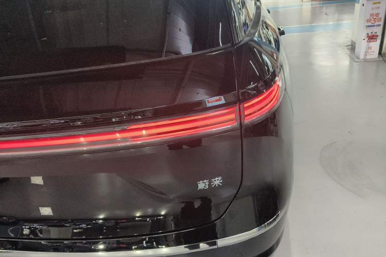 Used Nio ES8 2026 Model 6-seat Executive Luxury Edition Right Rear Taillight