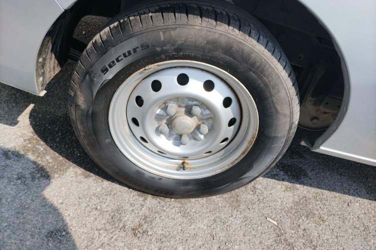 Used JAC Refine M3 2023 PLUS 1.5T 5/7-seat Classic Edition
