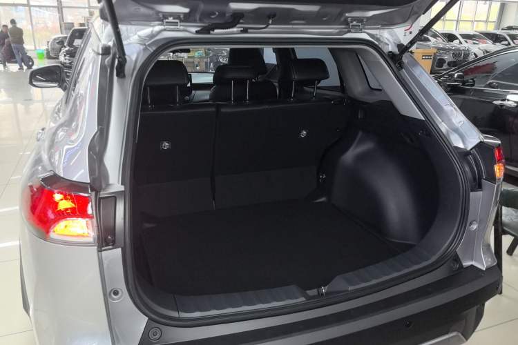 Used Toyota Corolla Cross 2024 2.0L Pioneer Edition