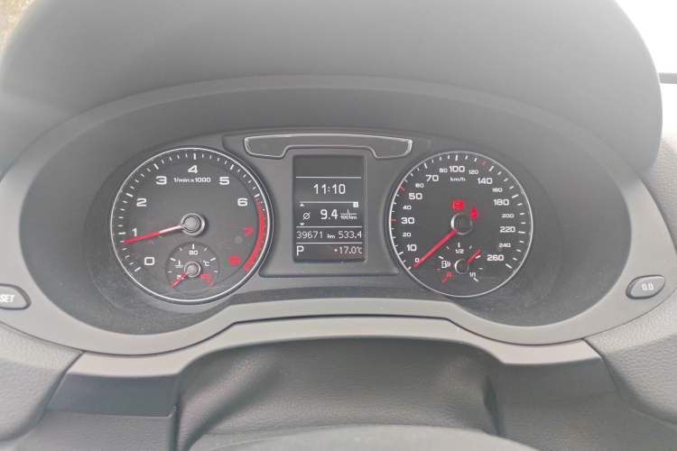 Used Audi Q3 2018 30 TFSI Fashion Edition Collector's Version Instrument Cluster