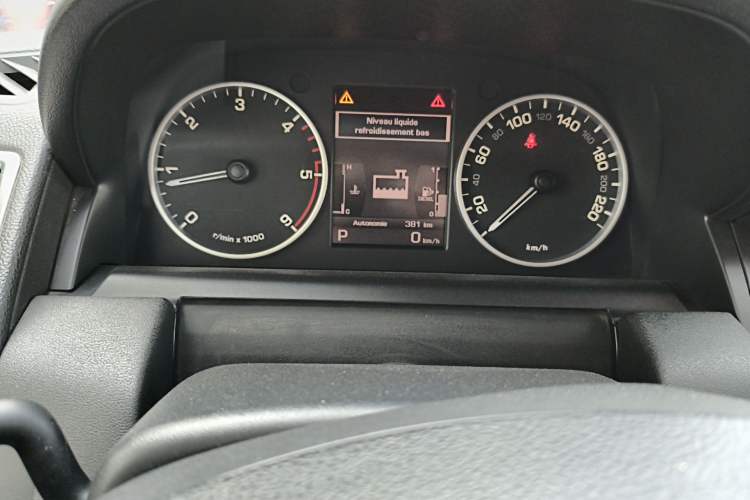 Used Land Rover Range Sport 2011 3.0 TDV6 Diesel Version Instrument Cluster