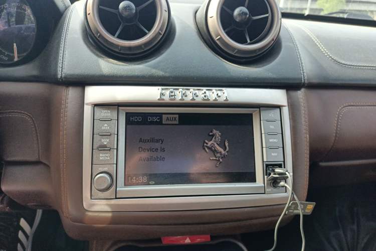 Used Ferrari California T 2009 4.3L Standard Edition Audio And AC Panel