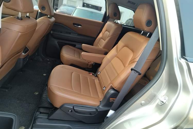 Used Nissan Pathfinder 2024 380 VC-TURBO Four-Wheel Drive Intelligent Driving Version 6 Seats Interior 4