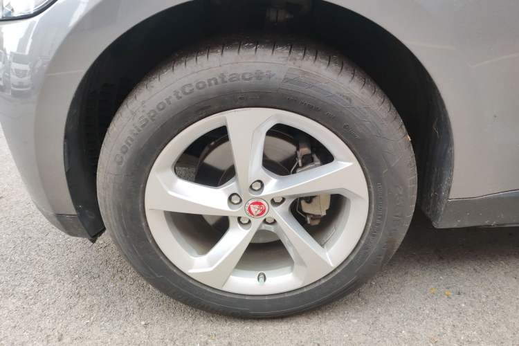 Used Jaguar F-PACE 2020 2.0T Urban Deluxe Edition Left Front Wheel Hub