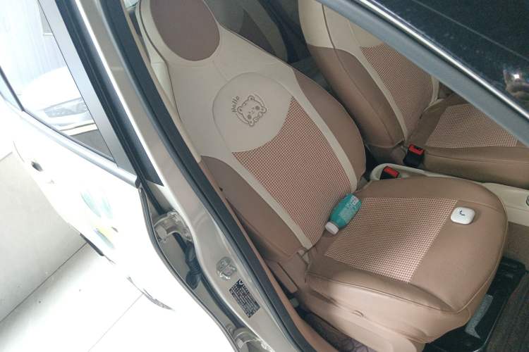 Used Wuling Hongguang MINIEV 2025 Four-Door Version Zhenxiang+ Edition Right Front Seat