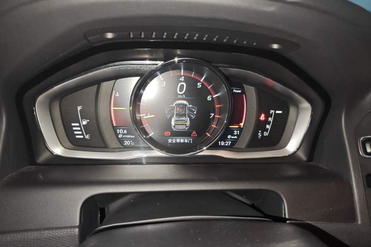 Used Volvo XC60 2017 T5 AWD Smart Upgrade Model