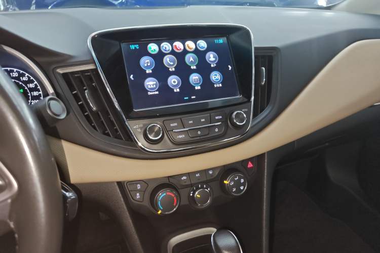 Used Chevrolet Monza 2020 320 Automatic Enjoyment Edition Audio And AC Panel