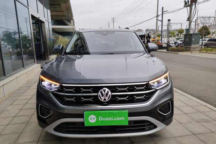 Used Volkswagen Tayron 2023 300TSI Two-Wheel-Drive Luxury Plus Advanced Edition