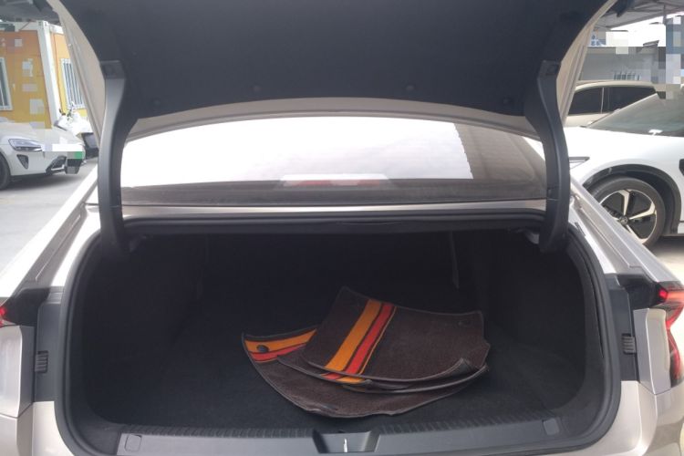 Used Wuling Xingguang 2024 Co-Creation Edition 510 Advanced Model
