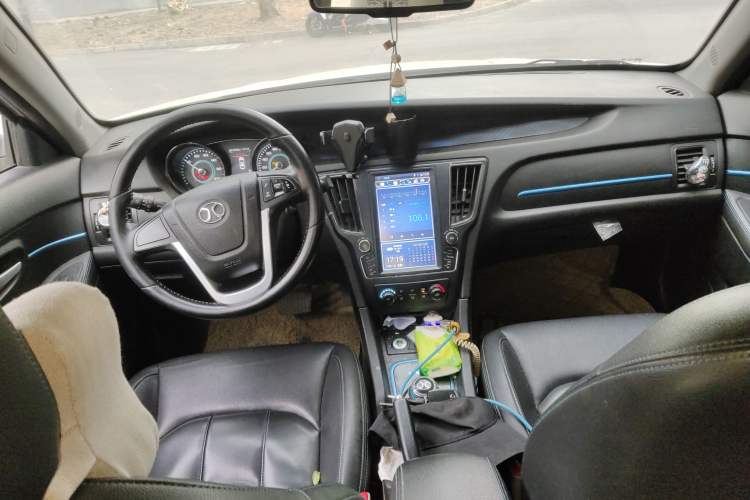 Used BAIC New Energy EU 2017 EU400 Enjoy Edition