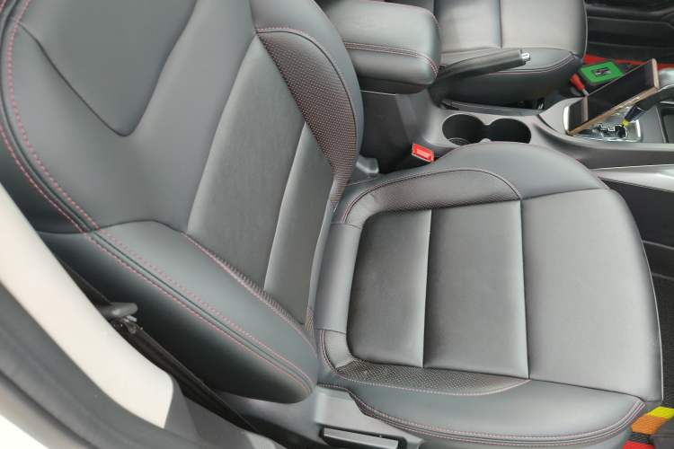 Used CHANGAN CS35 2016 1.6L Automatic Luxury Model China IV Standard Right Front Seat