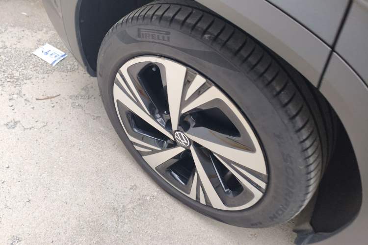 Used Volkswagen ID.6 CROZZ 2022 Long-Range PRO Edition