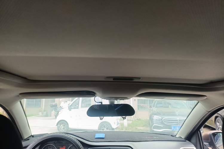 Used Peugeot 301 2014 1.6L Manual Luxury Edition