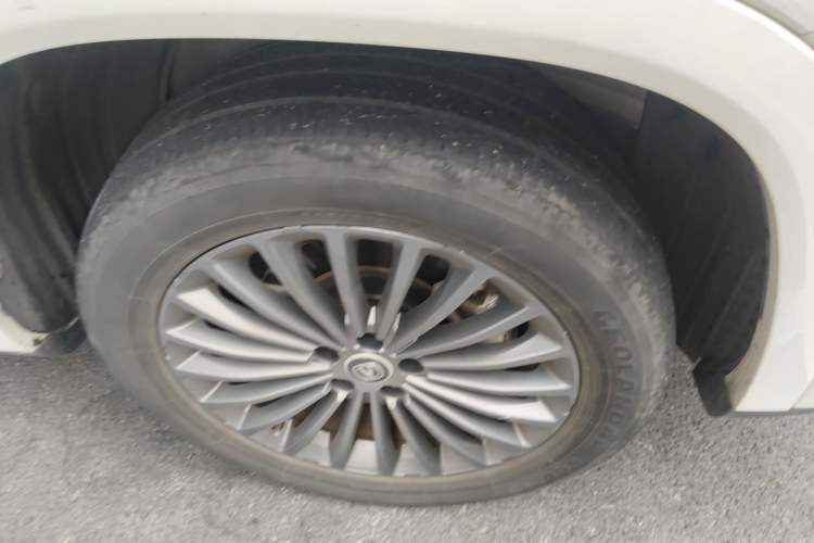 Used CHANGAN CS95 2021 2.0T Two-Wheel Drive Luxury Version
