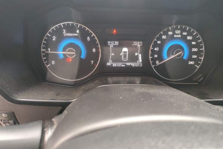 Used Dongfeng Fengon 580 2016 1.5T Manual Luxury Edition