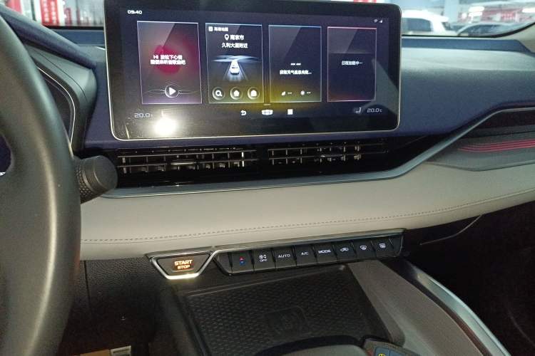 Used Geely Auto Preface 2021 2.0TD Flagship Edition Audio And AC Panel