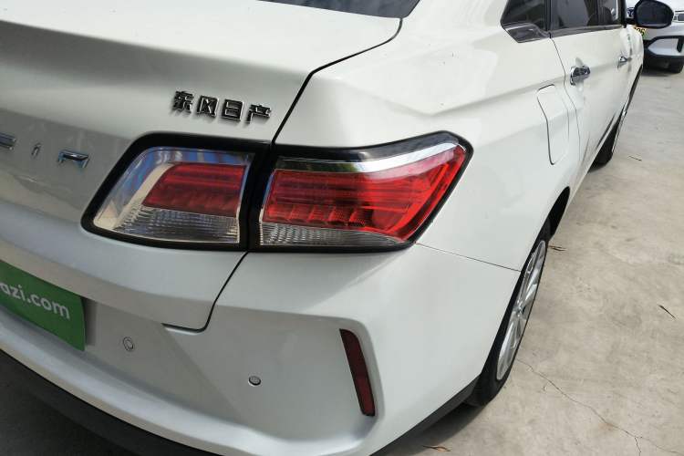 Used Venucia D60EV 2020 Standard Range T3 Exterior 3